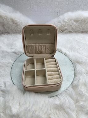 Compact Pink Travel Jewelry Organizer